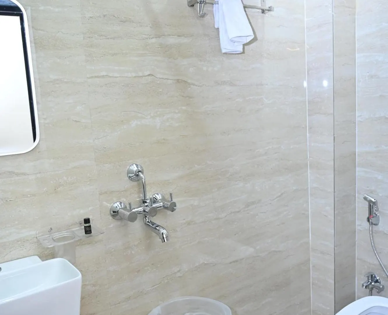 *** Hotel Sun High Stay Luxury Guest House Varanasi India